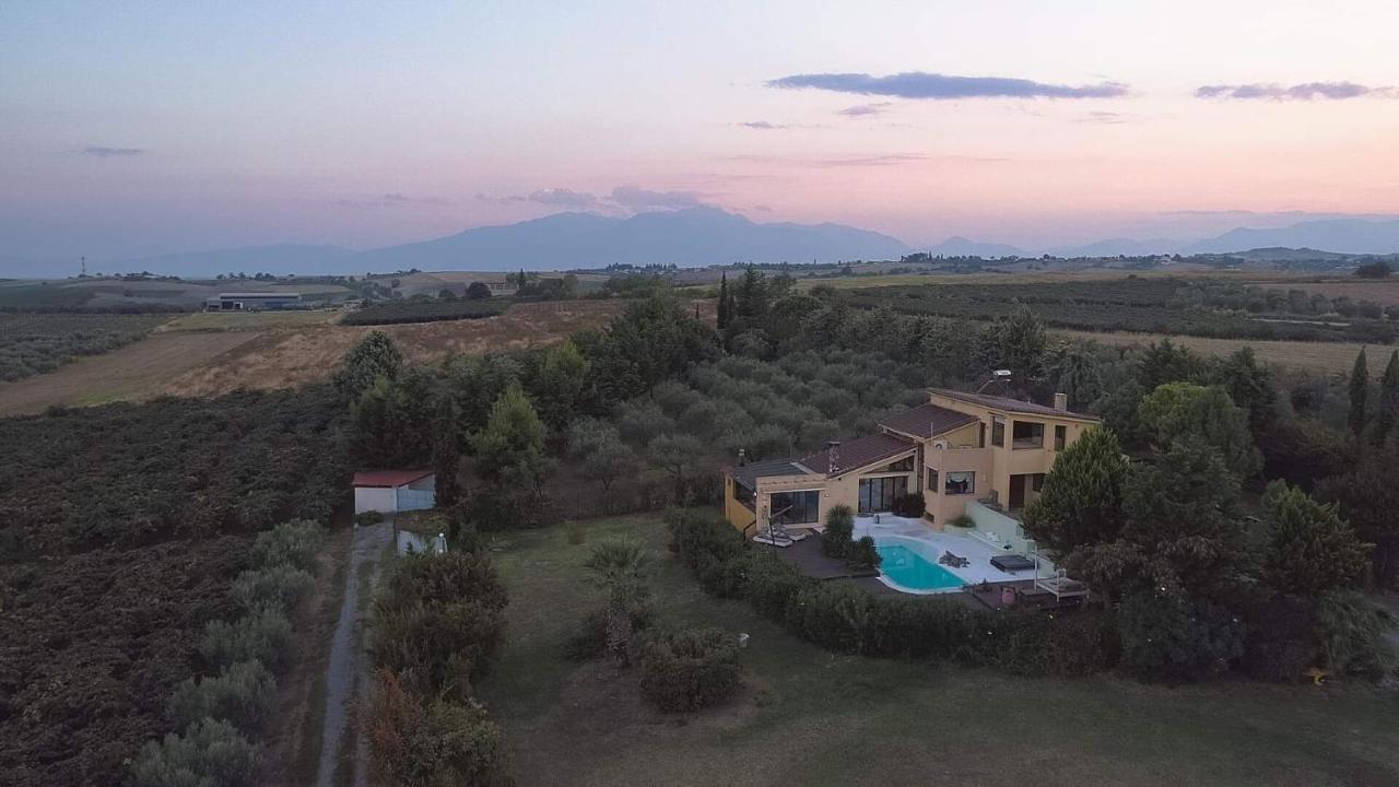 Villa Hacienda Private Pool And Jacuzzi Paralía Екстериор снимка