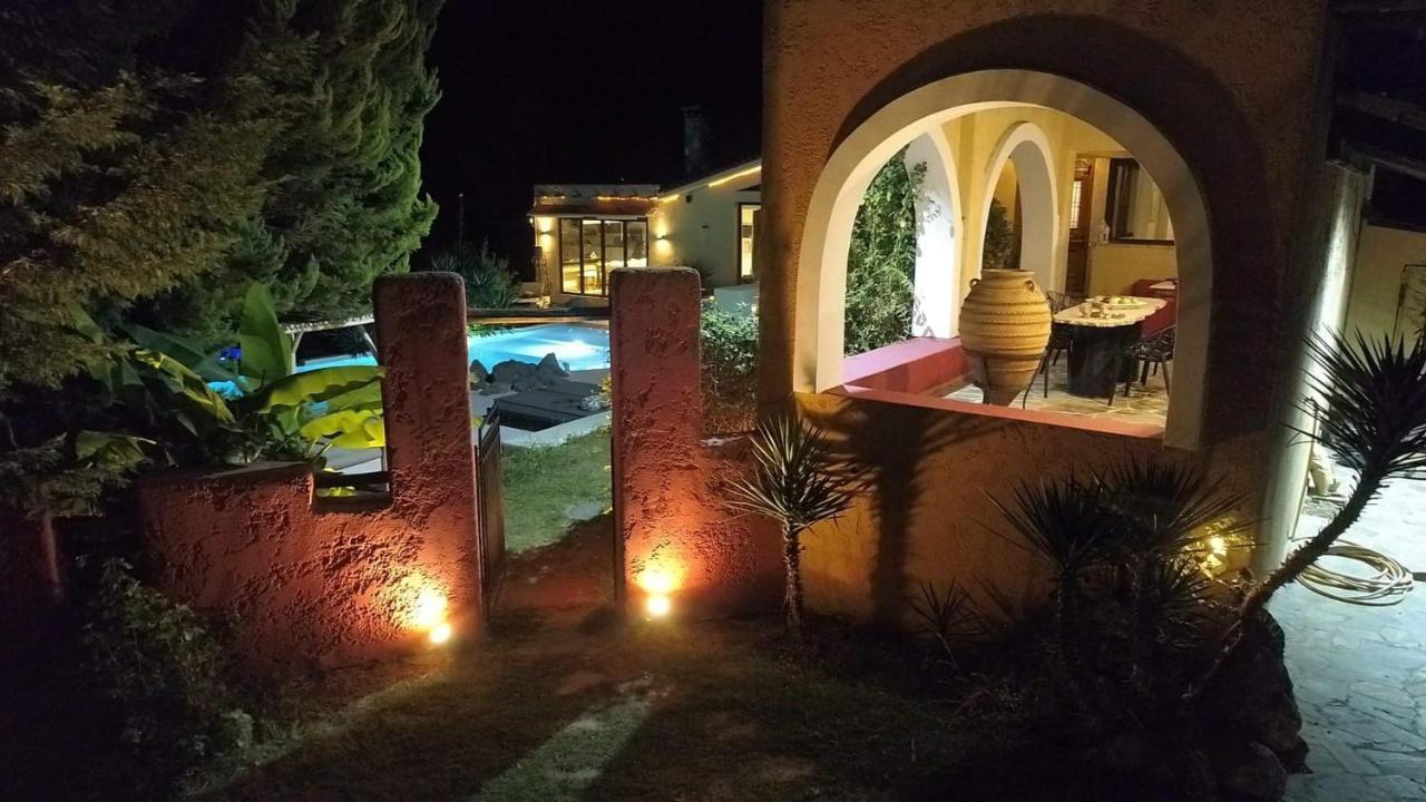 Villa Hacienda Private Pool And Jacuzzi Paralía Екстериор снимка
